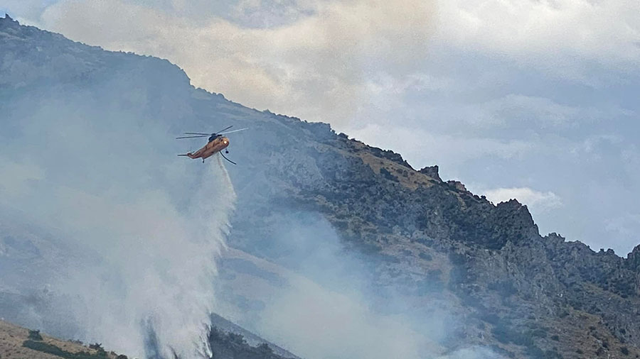 Air support fighting the Springville fire, 08.01.22 (Credit: Mapleton City Fire Department)...