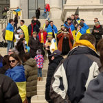 The crowd of people rallying for Ukraine in front of Utah's Capitol Building. (KSLTV/Mark Less)